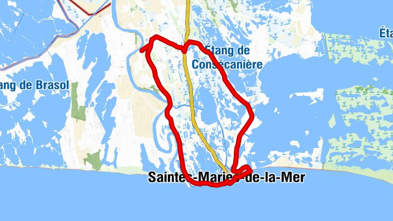 Saintes-Maries-de-la-Mer - La régie - Église Notre-Dame-de-la-Mer - Cabanes Cambon