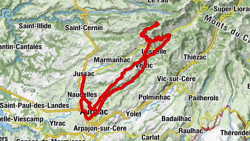Jussac - Église Notre-Dame-aux-Neiges - Église Saint-Cyr et Sainte-Julitte - Gîte et Station du Col de Légal