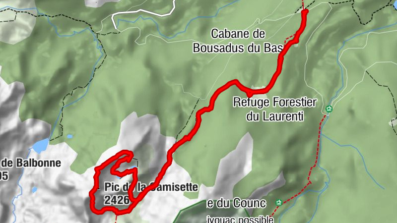 Pic de la camisette 2426m par les etangs et l'epave